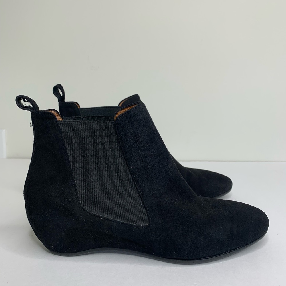 SH4 Aquatalia Women Minimalist Black Suede Wedge Chelsea Ankle Boots Italy Made